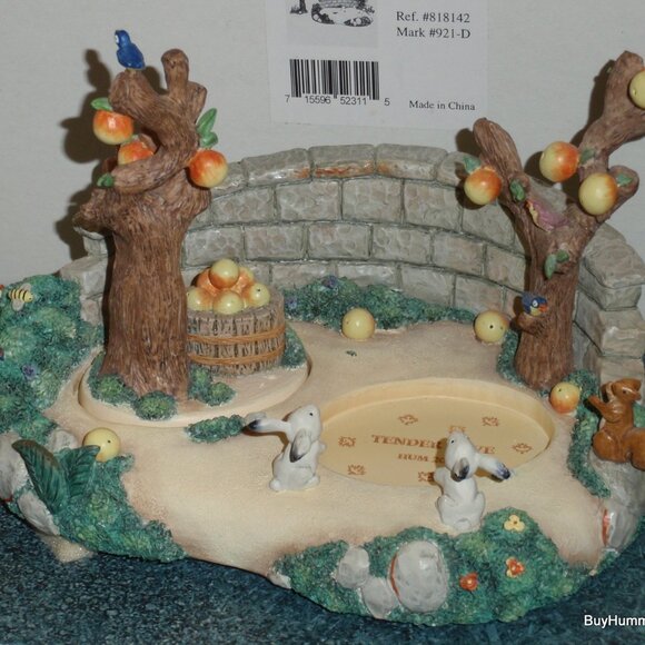 Hummel Goebel Kinder Park Hummelscape #921-D For Frisky Friends & Tender Love - Picture 2 of 2